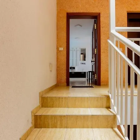 Mochiri - San Isidro Apartment