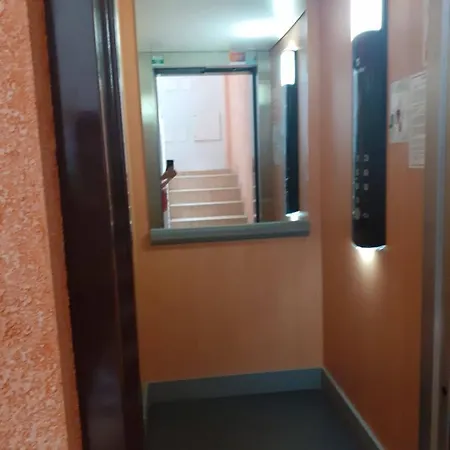 Mochiri - San Isidro Apartment